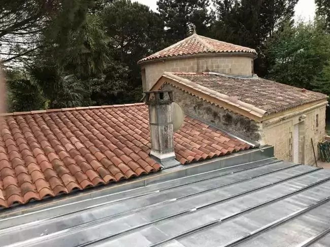 Réalisation 20, couvreur en Suisse romande